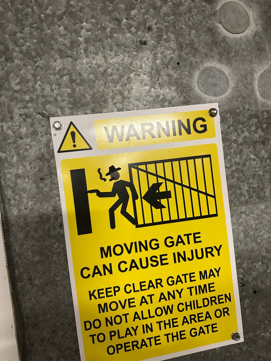 Warning sticker for Gate moving